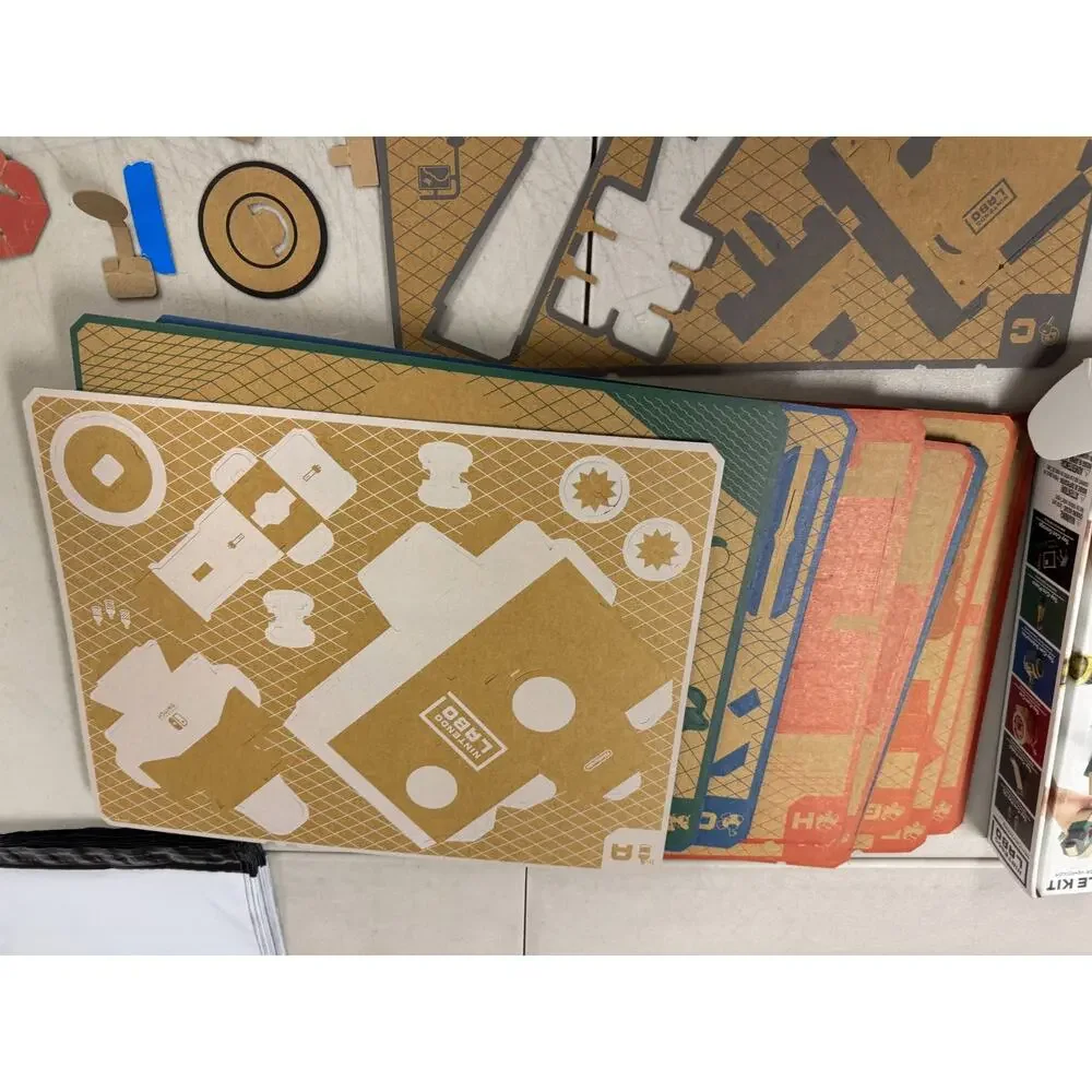 Nintendo Labo Toy-Con 03 Vehicle Kit Cardboard Construction Set for Switch